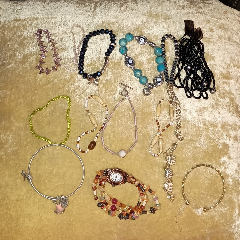 Bracelet/ 1 watch bundle